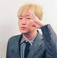  スピードワゴン小沢一敬コロナ感染「のどの痛みと発熱」
