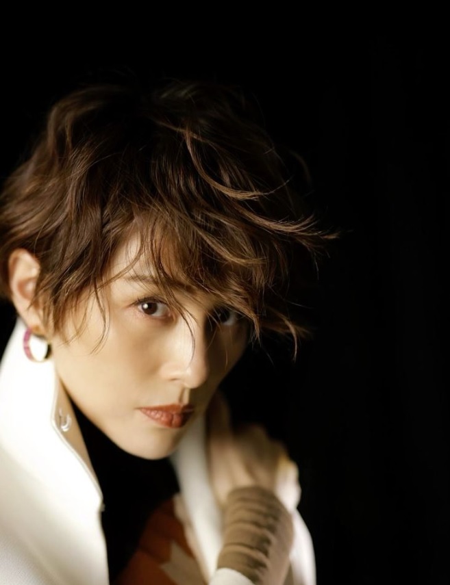 米倉涼子、主演ミュージカル「CHICAGO」降板「急性腰痛症及び仙腸関節障害による運動機能障害」　インスタでコメント「断腸の思いで決断」 
