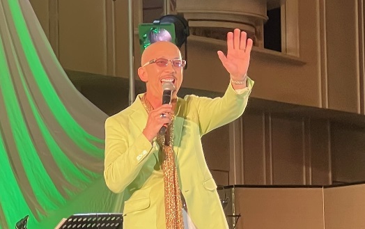 山口かおるが歌手デビュー30周年ディナーショー　新曲「ふた情け」などを熱唱