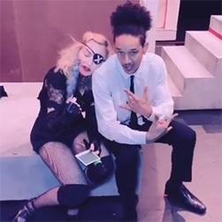 マドンナが３６歳年下の恋人の父親に「息子さんを愛している」と告白　父親の答えは？