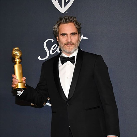 ホアキン・フェニックス逮捕　気候変動問題を訴えるジェーン・フォンダのデモに参加