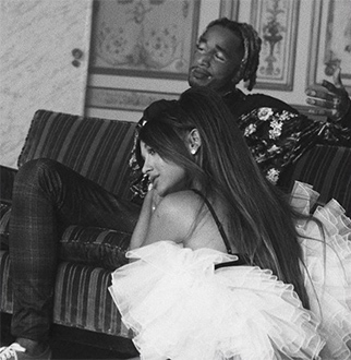 アリアナ・グランデがマイキー・フォスターとディズニーランド・デート