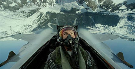 「トップガン マーヴェリック」でトム・クルーズが操縦するジェット機は本物の極超音速ステルス機だった！？ 
