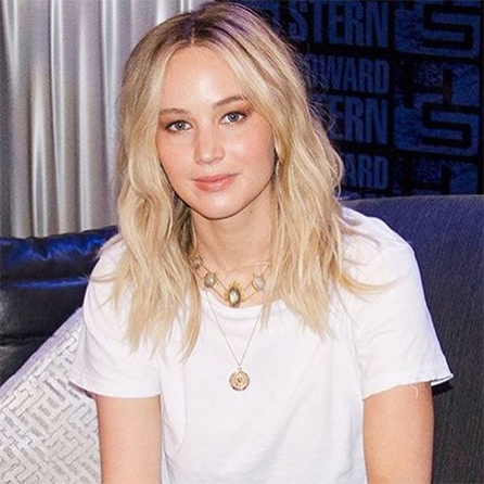 ジェニファー・ローレンス、ツイッターに参加してブレオナ・テイラーについて語る