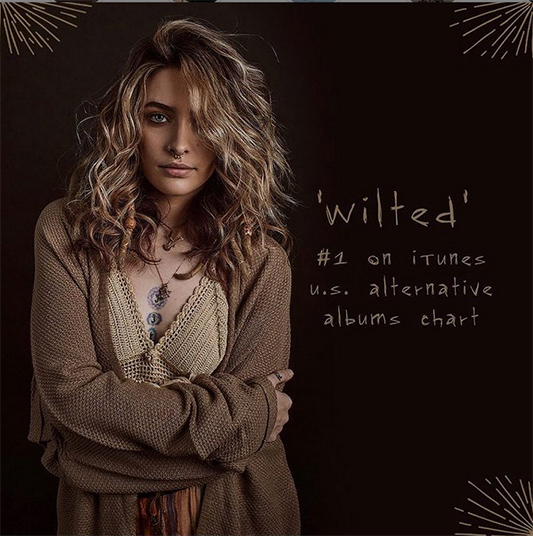 >
パリス・ジャクソンのデビューアルバムがiTunesチャート1位　自殺未遂騒動、恋人との破局を経て本格活動
