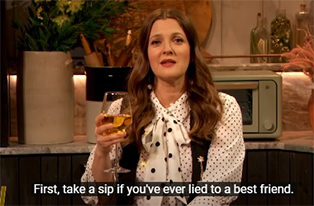 ドリュー・バリモア、16歳の少年に着替えの動画を誤送信　少年の“神対応”に感激
