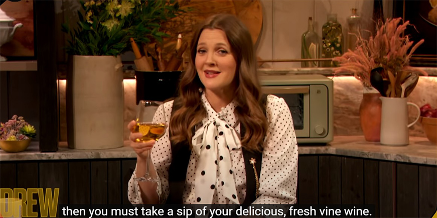 ドリュー・バリモア、16歳の少年に着替えの動画を誤送信　少年の“神対応”に感激