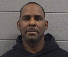 米R＆B歌手R・ケリー被告に有罪評決　終身刑の可能性も 性的人身売買罪など 
