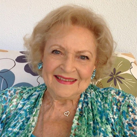  ベティ・ホワイトさん死去、99歳　90代まで現役で活躍
