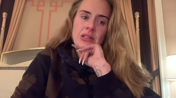 アデルのベガス公演中止はコロナが原因ではなかった！？　音響設備に不満か？ 
