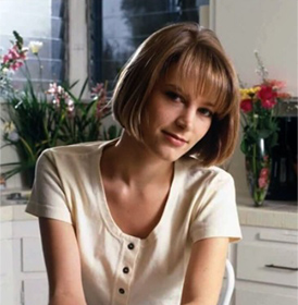 ブリジット・フォンダ、58歳の誕生日に12年ぶりに姿を見せる　全盛時代とはまるで別人 
