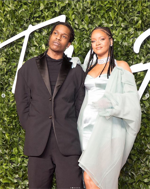 リアーナ、エイサップ・ロッキーとの第1子妊娠 
