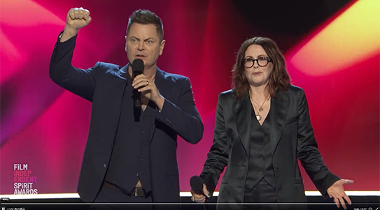 米ISA授賞式で司会者がプーチン大統領に中指　クリステン・スチュワートも呼応　「ドライブ・マイ・カー」が国際映画賞 
