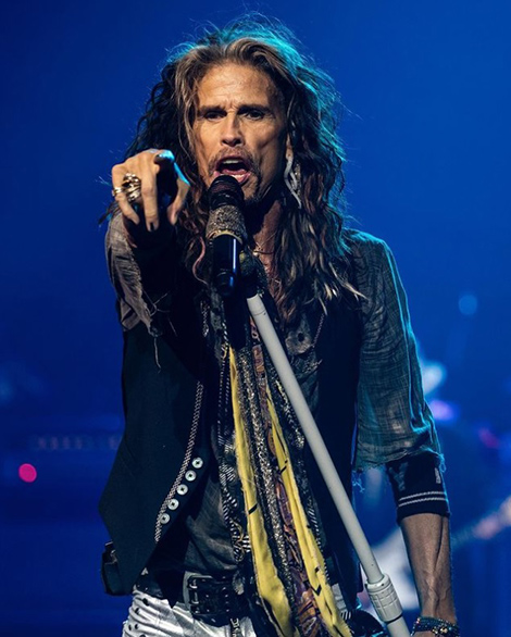 スティーヴン・タイラー、リハビリ施設から退所　「驚くほど順調」でステージ復帰へ
