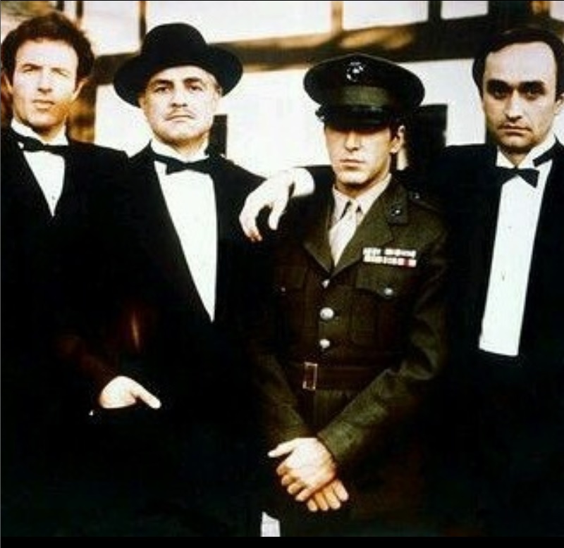 「ゴッドファーザー」のジェームズ・カーンさん死去 82歳 
