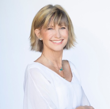 オリビア・ニュートン＝ジョンさん死去　73歳　乳がんと30年闘病 
