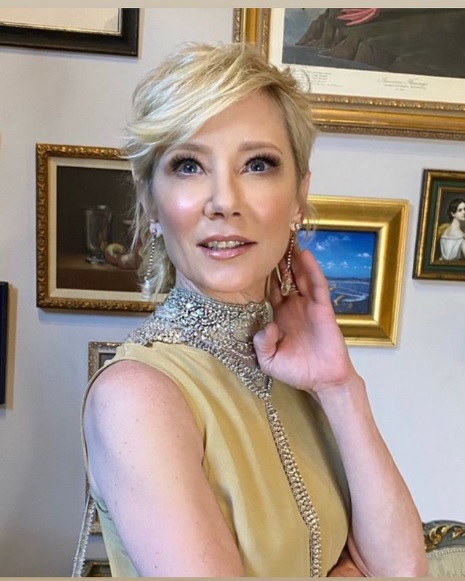 アン・へッシュさん、生命維持装置を解除　臓器提供が決まる 
