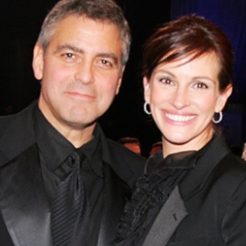  ジュリア・ロバーツ、「チケット・トゥ・パラダイス」撮影中ジョージ・クルーニーと彼の家族に「孤独と絶望から救われた」 
