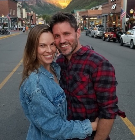 ヒラリー・スワンク、48歳で双子を妊娠　TVで発表「完全な奇跡」 
