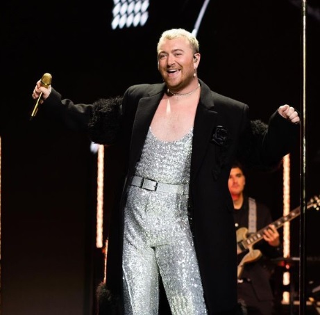 バイデン大統領、同性婚保護法に署名 サム・スミスらがホワイトハウスで祝福パフォーマンス
