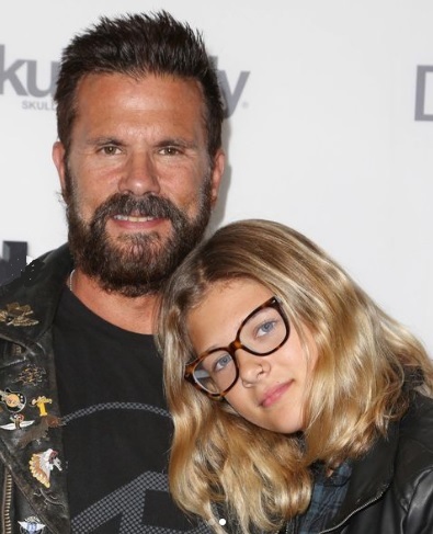 ヴィクトリア・ラマスがレオナルド・ディカプリオに「夢中」　父親の俳優が明かす
