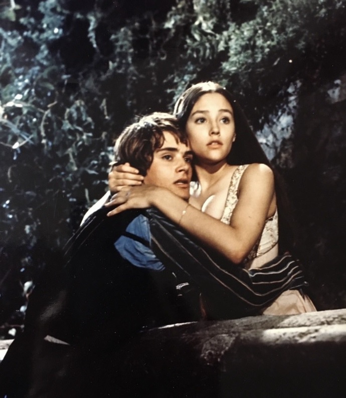 「ロミオとジュリエット」の660億円児童性的虐待裁判　判事が原告の請求棄却　オリビア・ハッセーら控訴へ