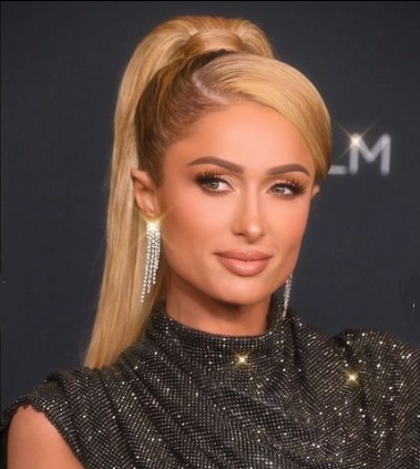 パリス・ヒルトン、代理出産で男児誕生  インスタで発表
