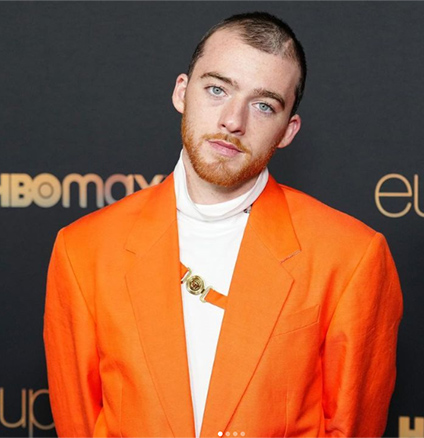 米俳優アンガス・クラウドさん、25歳で死去　過剰摂取の可能性