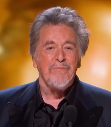 アル・パチーノ、回顧録で40年以上禁酒していることを明かす
