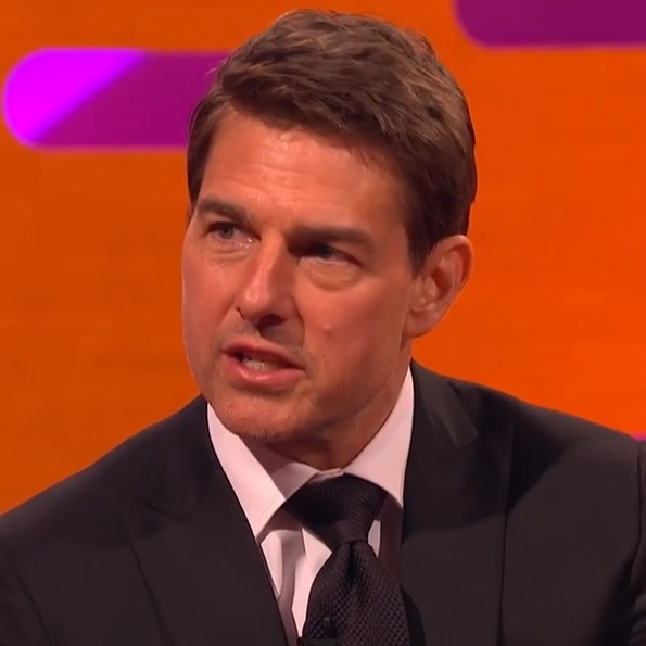 トム・クルーズ「TENETテネット」のロンドンプレミアにサプライズで登場