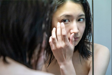 ホラー映画特集―「メビウスの悪女 赤い部屋」「事故物件 恐い間取り」などのとっておき情報
