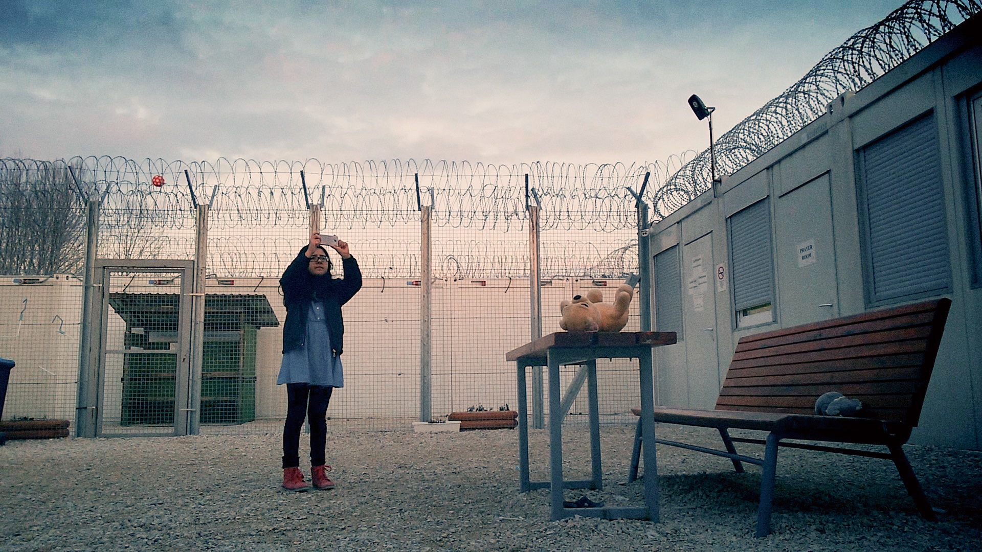 アラキンのムービーキャッチャー NEO／「ミッドナイト・トラベラー」「アナザーラウンド」のとっておき情報
