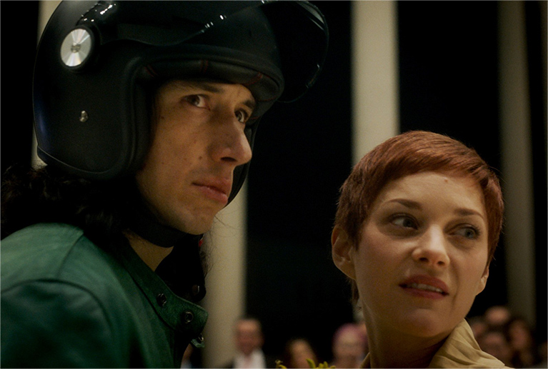 「アネット」フランス映画界の鬼才レオス・カラックス監督のダークファンタジー・ロック・オペラ 
