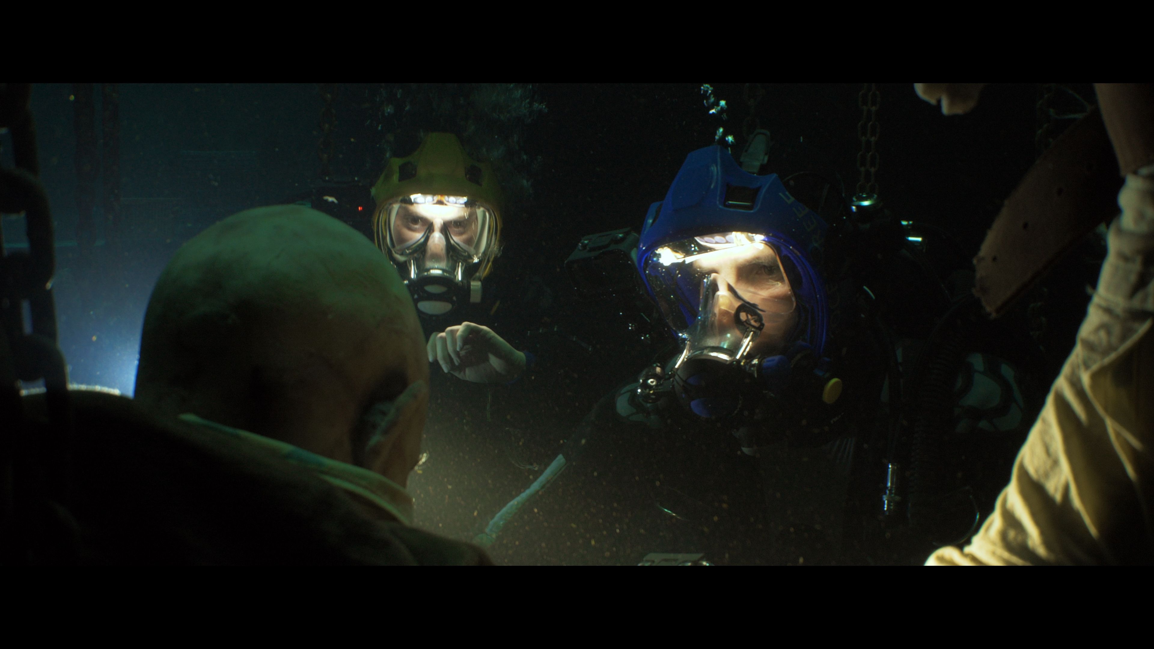 「ザ・デイープ・ハウス」YouTuberが湖底の屋敷で恐怖体験する“水中ホラー” 
