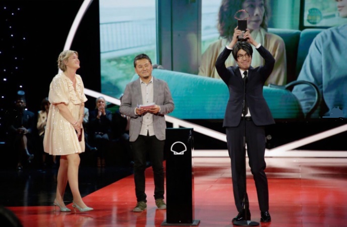 映画「百花」、サン・セバスティアン映画祭で最優秀監督賞　日本人初受賞
