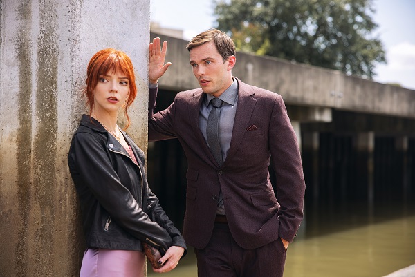 「ザ・メニュー」孤島の高級レストランでカリスマシェフがふるまう”驚愕メニュー“
