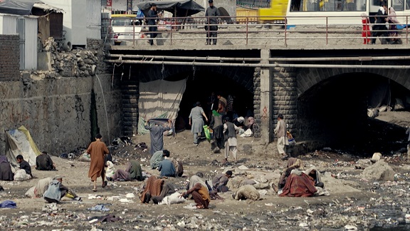 「戦場記者」ガザ、ウクライナなど戦争の現場で取材する日本人特派員の迫真のドキュメント
