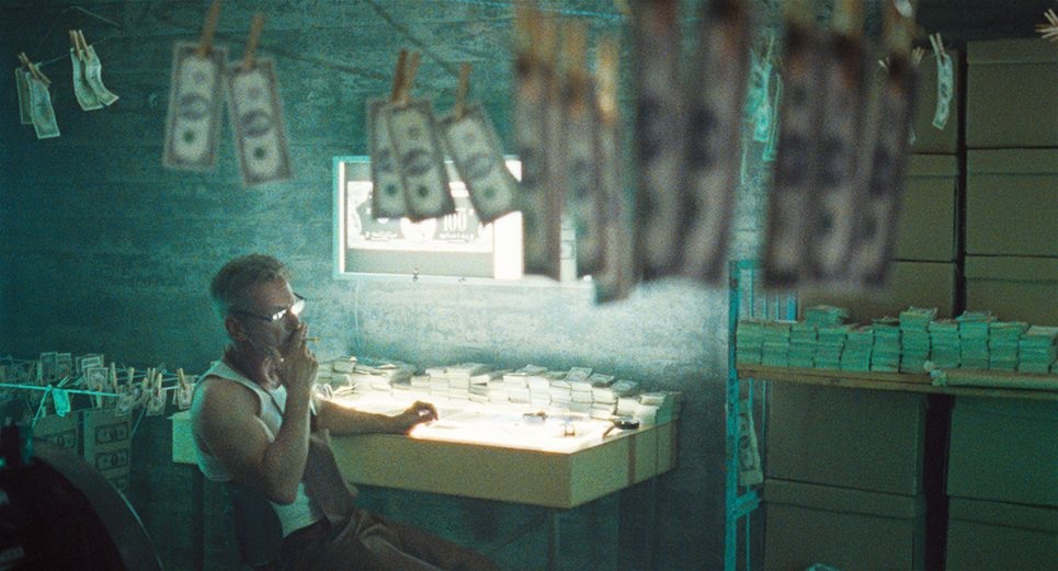 「フラッグ・デイ 父を想う日」　ショーン＆ディラン・ペン、贋札犯とその娘の数奇な人生を競演
