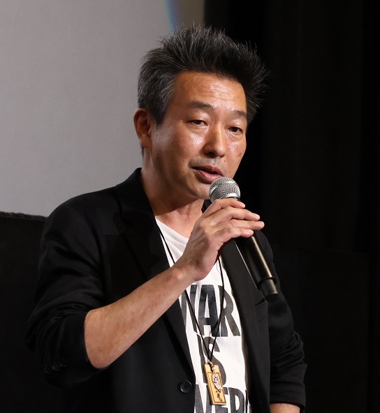 映画「有り、触れた、未来」初日舞台あいさつ　映画「有り、触れた、未来」初日舞台あいさつ　桜庭ななみ、北村有起哉、山本透監督が登壇
が登壇
