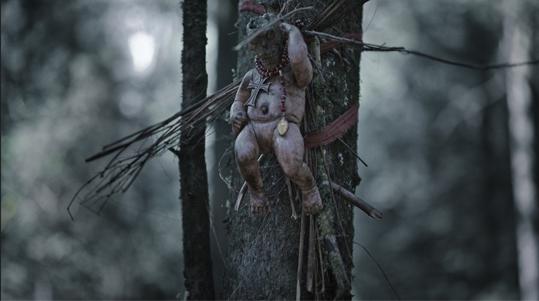 鬼才アイザック・エスバン監督最新作「イビルアイ」のスペシャル映像解禁