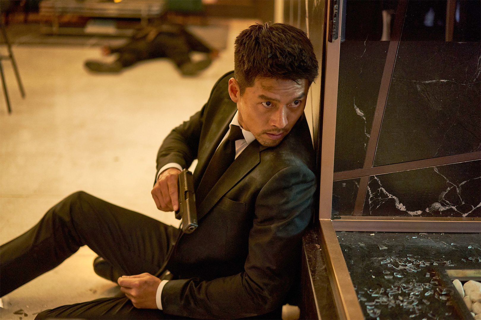 「コンフィデンシャル：国際共助捜査」「愛の不時着」ヒョンビンが北朝鮮の捜査官役で壮絶アクション＆ラブロマンス