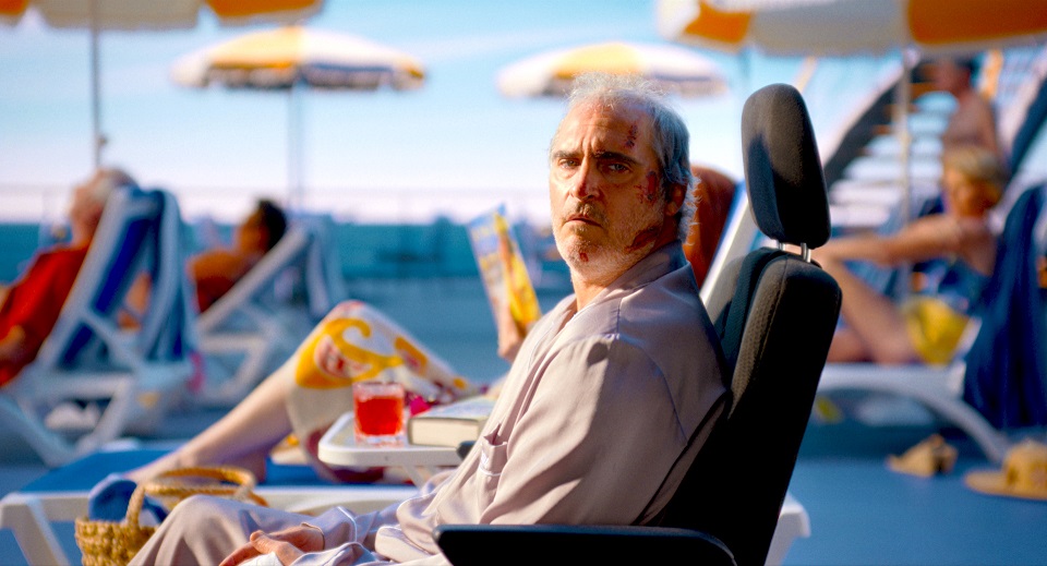 「ボーはおそれている」ホアキン・フェニックスが奇想天外な帰省の旅を怪演
