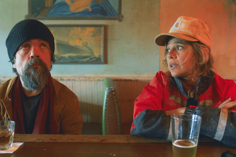 「ブルックリンでオペラを」アン・ハサウェイ主演＆プロデュース　⻘天の霹靂のラブストーリー
