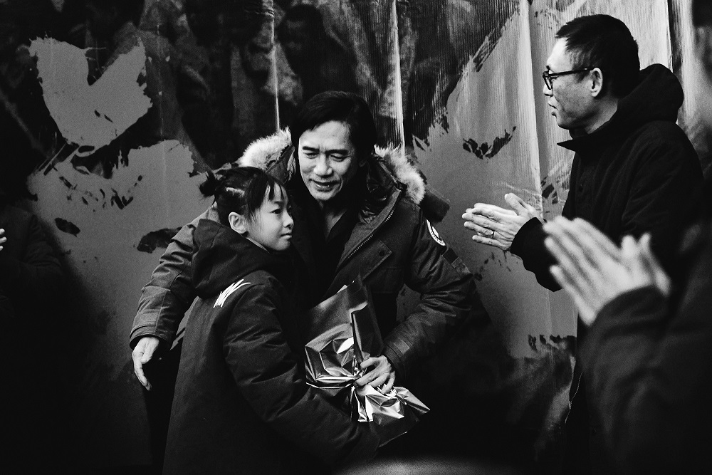 トニー・レオンとワン・イーボー競演のスパイノアール「無名」 アザービジュアル&主題歌MV公開