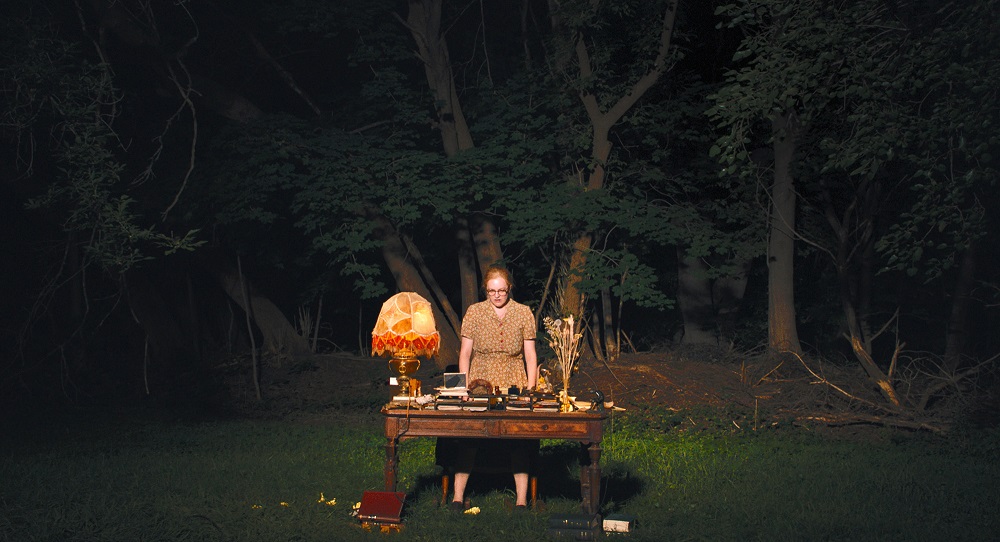 「Shirley　シャーリイ」エリザベス・モスが”魔女”と呼ばれた伝説の作家を怪演