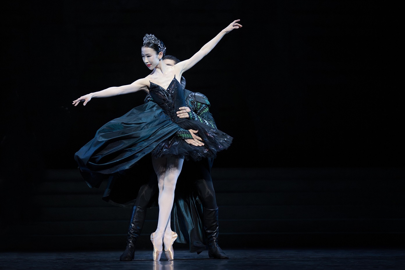 「パリ・オペラ座『白鳥の湖』IMAX」　クラシック・バレエの代表作が世界初のIMAX上映　11月8日より限定7日間公開