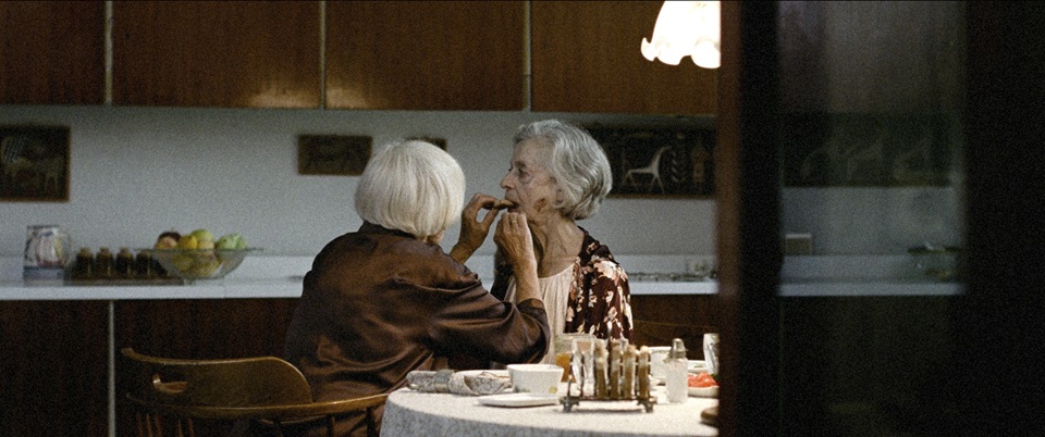 映画「アンデッド/愛しき者の不在」 ヨーロッパ最高齢の現役女優の圧倒的存在感が響く本編映像 解禁