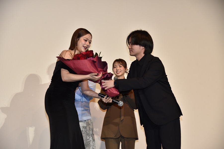 映画「悪鬼のウイルス」公開記念舞台挨拶　村重杏奈、太田将熙、吉田伶香、高値のなでしこ、松野友喜人監督登壇