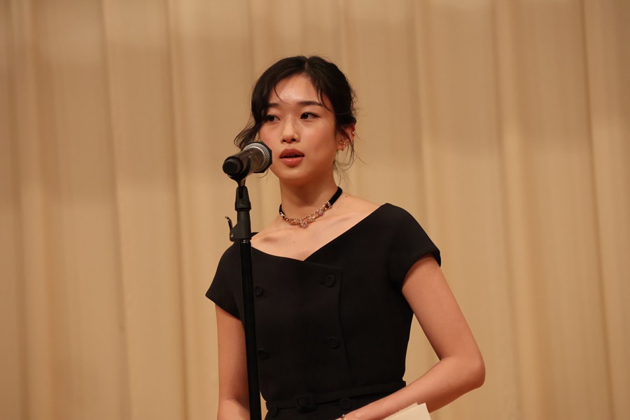 第67回ブルーリボン賞授賞式「侍タイムスリッパ―」2冠　河合優実主演女優賞
　