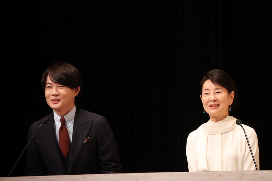 第67回ブルーリボン賞授賞式「侍スリッパ―」2冠　河合優実主演女優賞